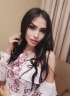 Muscat female escort can suck for 80
